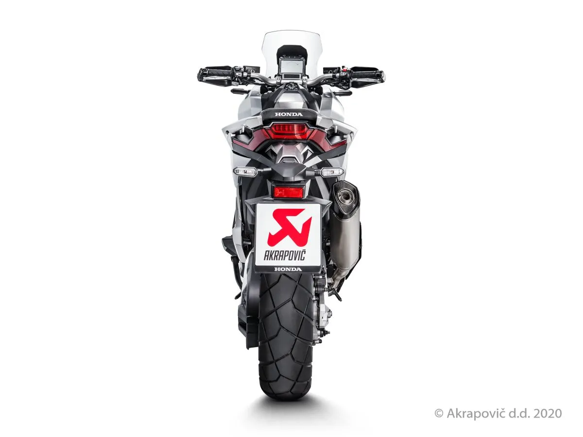 Akrapovič Slip-On Line izpuh – vgrajen na Honda NSS 750